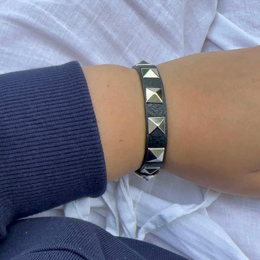 Spike bracelet