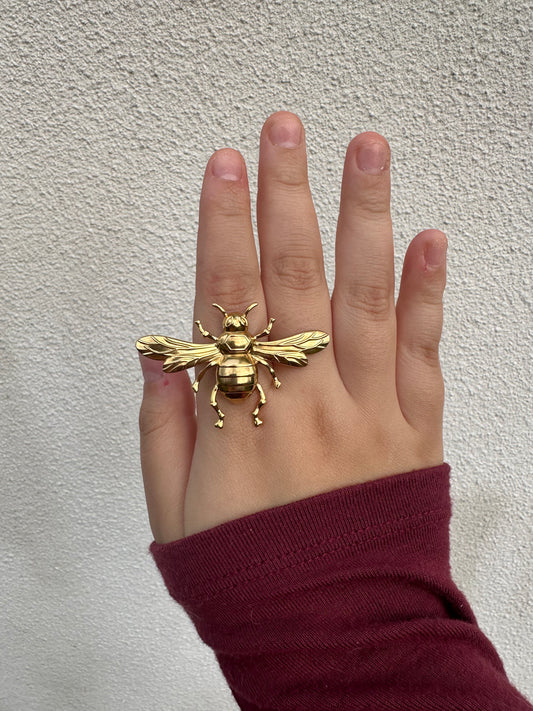 Bug ring